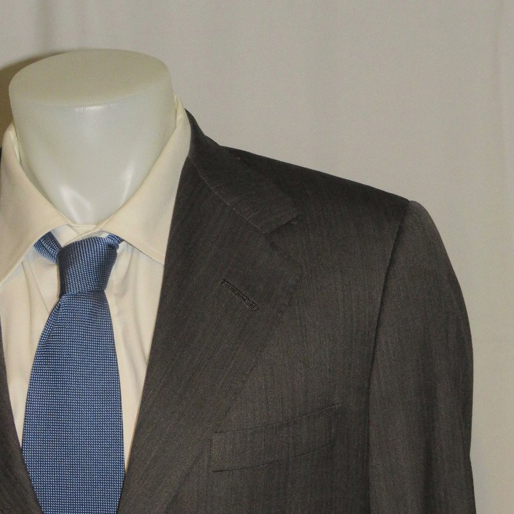 Edgar Pomeroy Bespoke Gray Herringbone Three Button Suit Jacket 40R